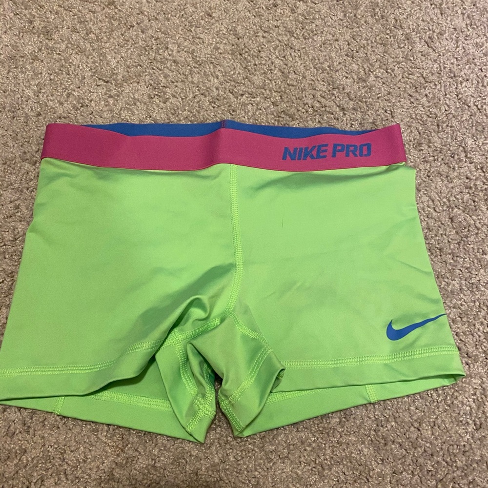 Nike pro short